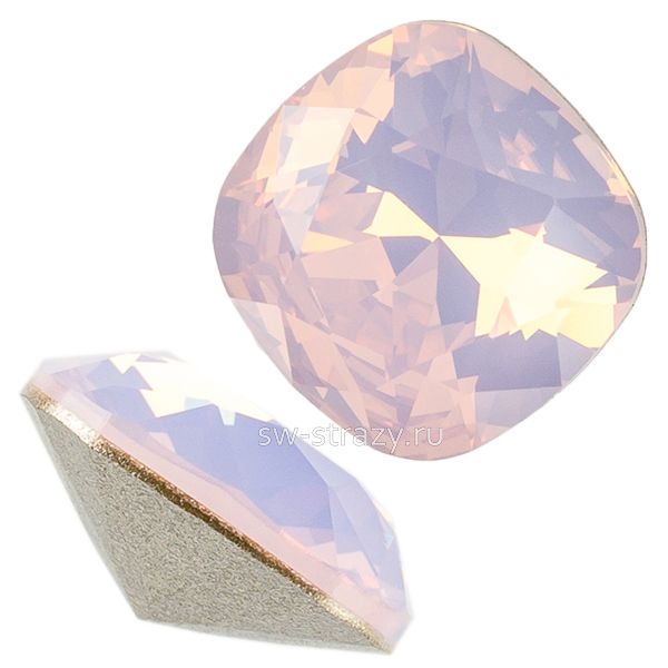 Кристаллы 4470 12 mm Rose Water Opal