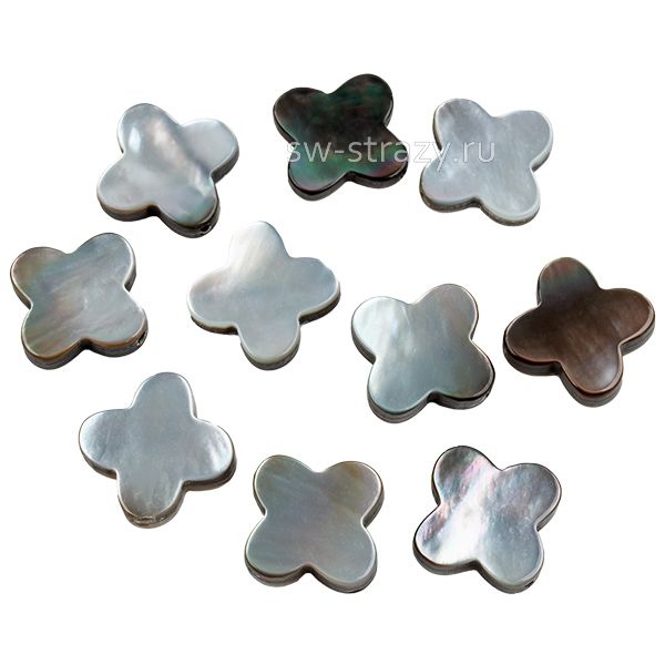 Бусина-клевер из перламутра 14 мм серая