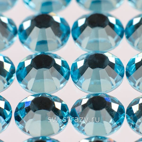 YHB 28 ss30 Aqua Bohemica F 105